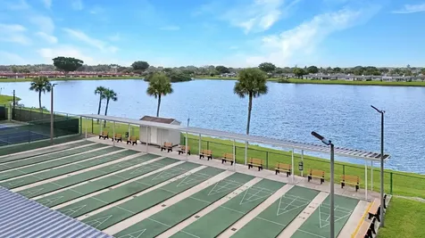 308 Brittany G Delray Beach FL 33446