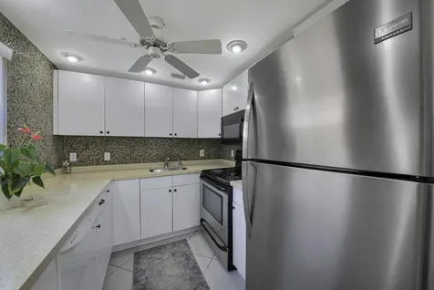 308 Brittany G Delray Beach FL 33446