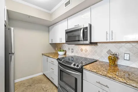 135 Yacht Club Way Hypoluxo FL 33462