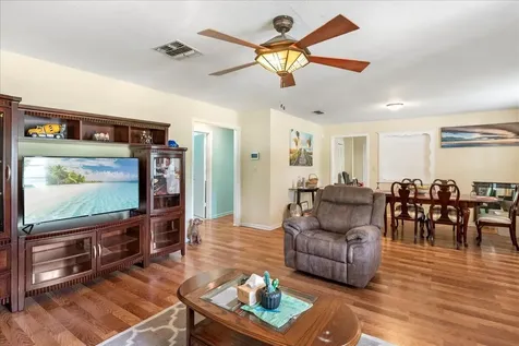 216 Micco Avenue Sebring FL 33870