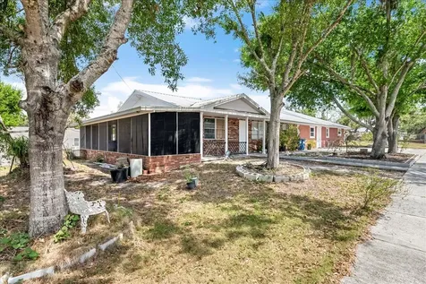 216 Micco Avenue Sebring FL 33870