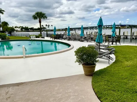 2840 S Ocean Boulevard Palm Beach FL 33480