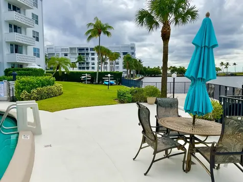 2840 S Ocean Boulevard Palm Beach FL 33480