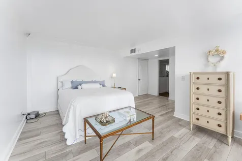 2400 Presidential Way West Palm Beach FL 33401