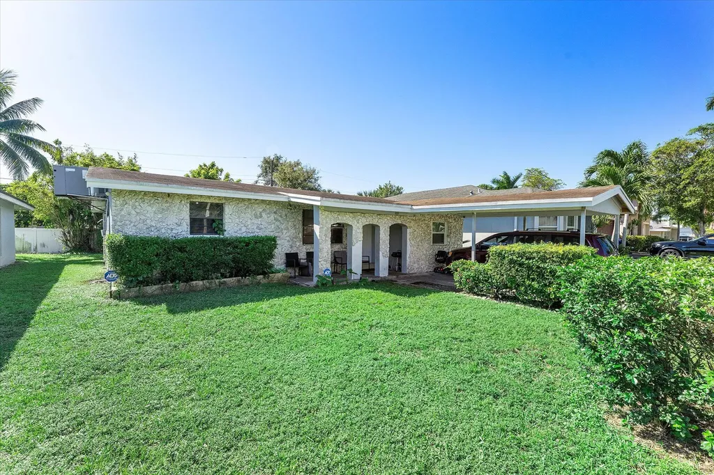 2860 Nw 8th Place Fort Lauderdale FL 33311