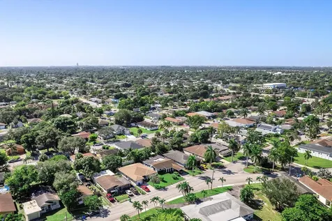 2860 Nw 8th Place Fort Lauderdale FL 33311