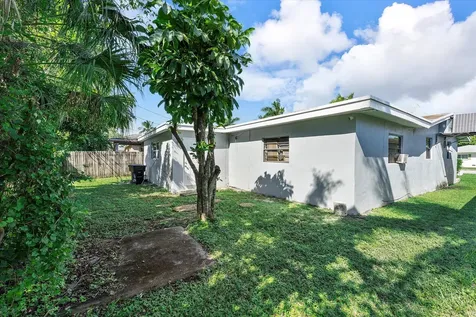 2860 Nw 8th Place Fort Lauderdale FL 33311