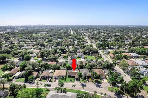 2860 Nw 8th Place Fort Lauderdale FL 33311