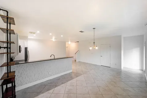 956 Ne Trailside Run Port Saint Lucie FL 34983