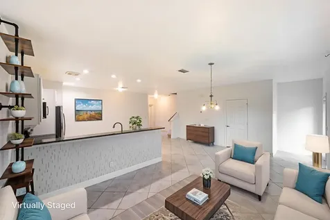 956 Ne Trailside Run Port Saint Lucie FL 34983