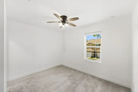 956 Ne Trailside Run Port Saint Lucie FL 34983