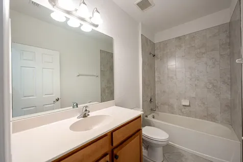 956 Ne Trailside Run Port Saint Lucie FL 34983