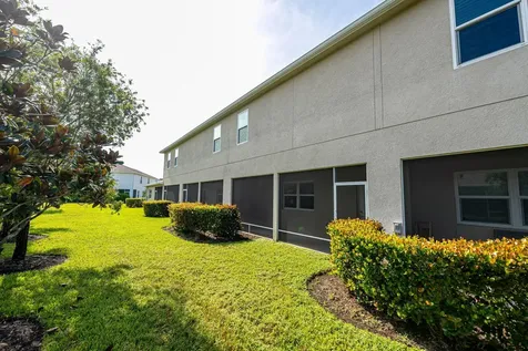 956 Ne Trailside Run Port Saint Lucie FL 34983