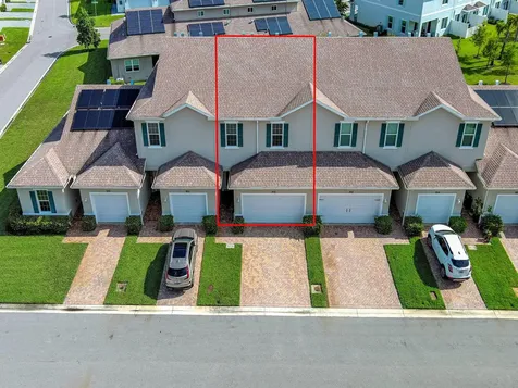 956 Ne Trailside Run Port Saint Lucie FL 34983