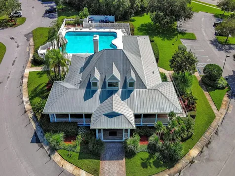 956 Ne Trailside Run Port Saint Lucie FL 34983