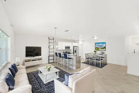 956 Ne Trailside Run Port Saint Lucie FL 34983