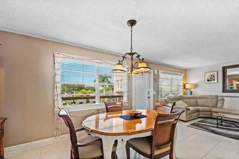 373 Wellington West Palm Beach FL 33417