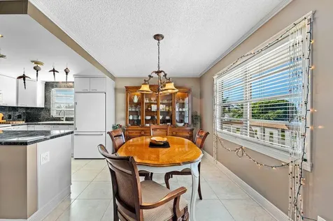 373 Wellington West Palm Beach FL 33417