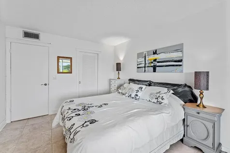 373 Wellington West Palm Beach FL 33417