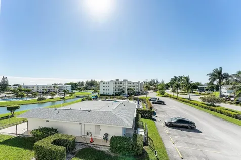 373 Wellington West Palm Beach FL 33417