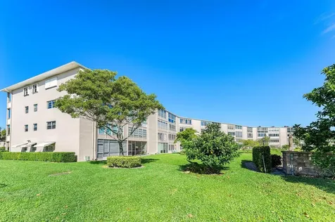 373 Wellington West Palm Beach FL 33417