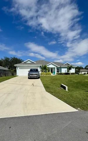 1801 Sw Dalmatian Avenue Port Saint Lucie FL 34953