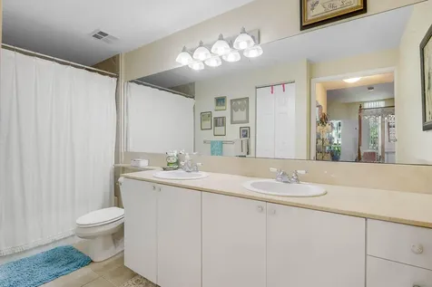 804 E Windward Way Lantana FL 33462