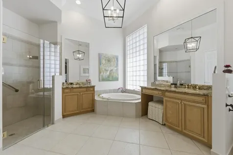 352 Vizcaya Drive Palm Beach Gardens FL 33418