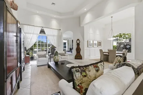 352 Vizcaya Drive Palm Beach Gardens FL 33418