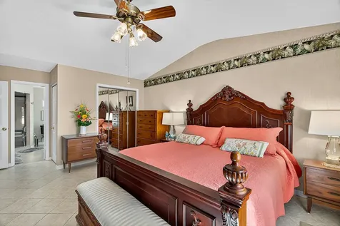 482 Arbor Street Sebastian FL 32958