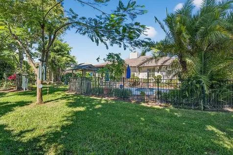 482 Arbor Street Sebastian FL 32958