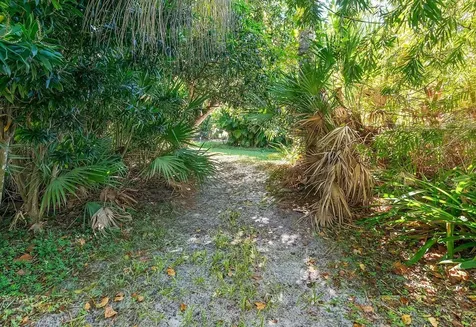 482 Arbor Street Sebastian FL 32958