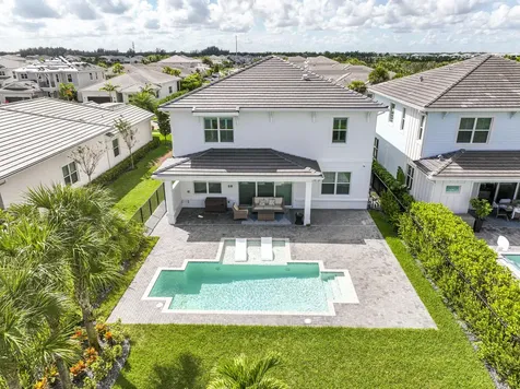 12462 Nautilus Circle Palm Beach Gardens FL 33412