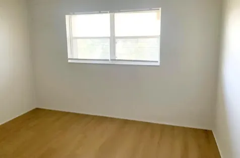 7911 N Colony Circle Tamarac FL 33321
