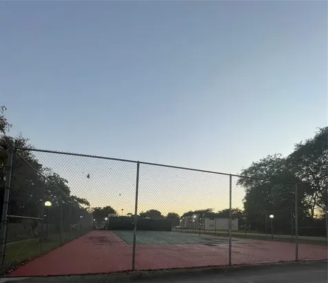 7911 N Colony Circle Tamarac FL 33321