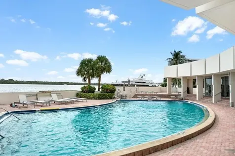 136 Lakeshore Drive North Palm Beach FL 33408