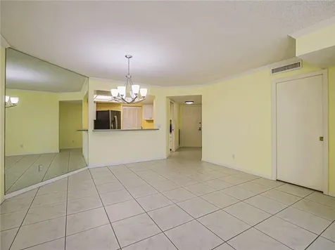 1821 Mooringline Drive Vero Beach FL 32963