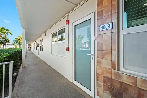 1009 Ventnor G Deerfield Beach FL 33442