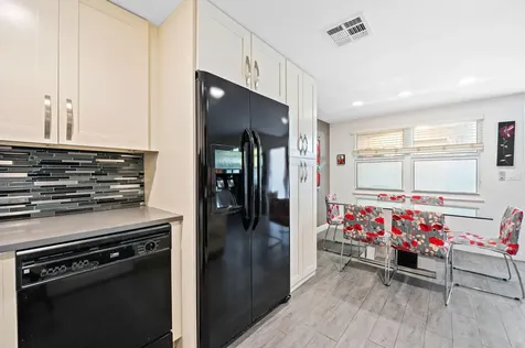 1009 Ventnor G Deerfield Beach FL 33442