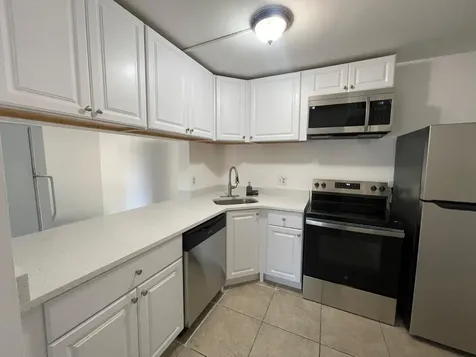 812 Sky Pine Way Greenacres FL 33415
