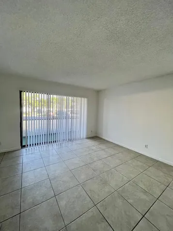 812 Sky Pine Way Greenacres FL 33415