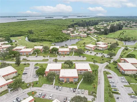 75 Royal Oak Court Vero Beach FL 32962