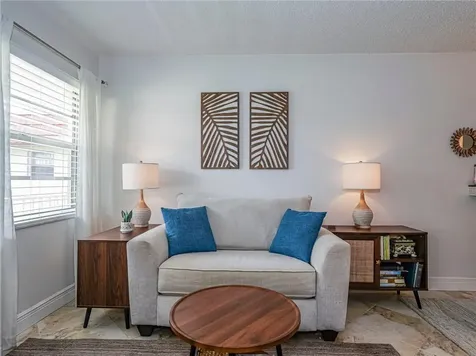 75 Royal Oak Court Vero Beach FL 32962