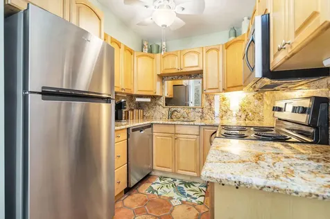 401 Peruvian Avenue Palm Beach FL 33480