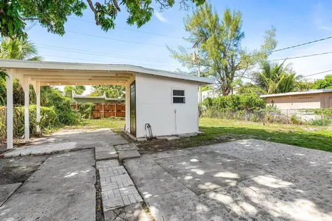 719 Briggs Street West Palm Beach FL 33405