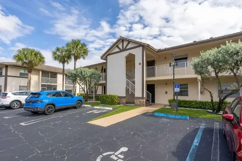 2423 Nw 89th Drive Coral Springs FL 33065