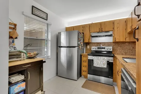 2423 Nw 89th Drive Coral Springs FL 33065