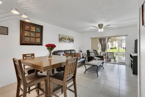 2423 Nw 89th Drive Coral Springs FL 33065