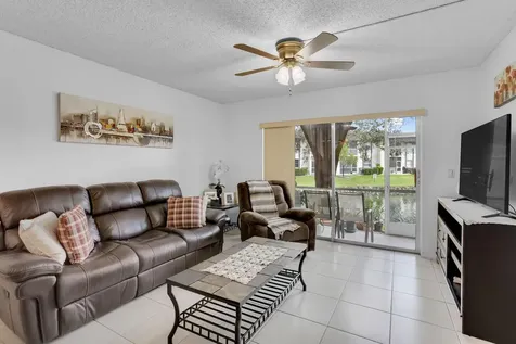 2423 Nw 89th Drive Coral Springs FL 33065