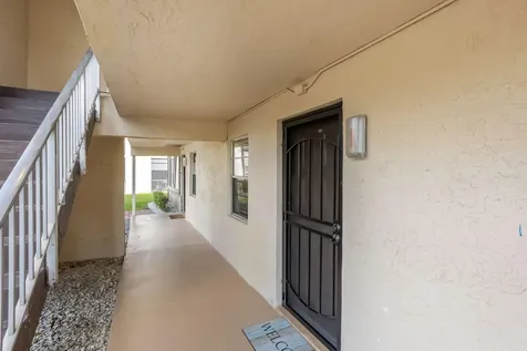 2423 Nw 89th Drive Coral Springs FL 33065